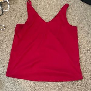 🎽Red tank top